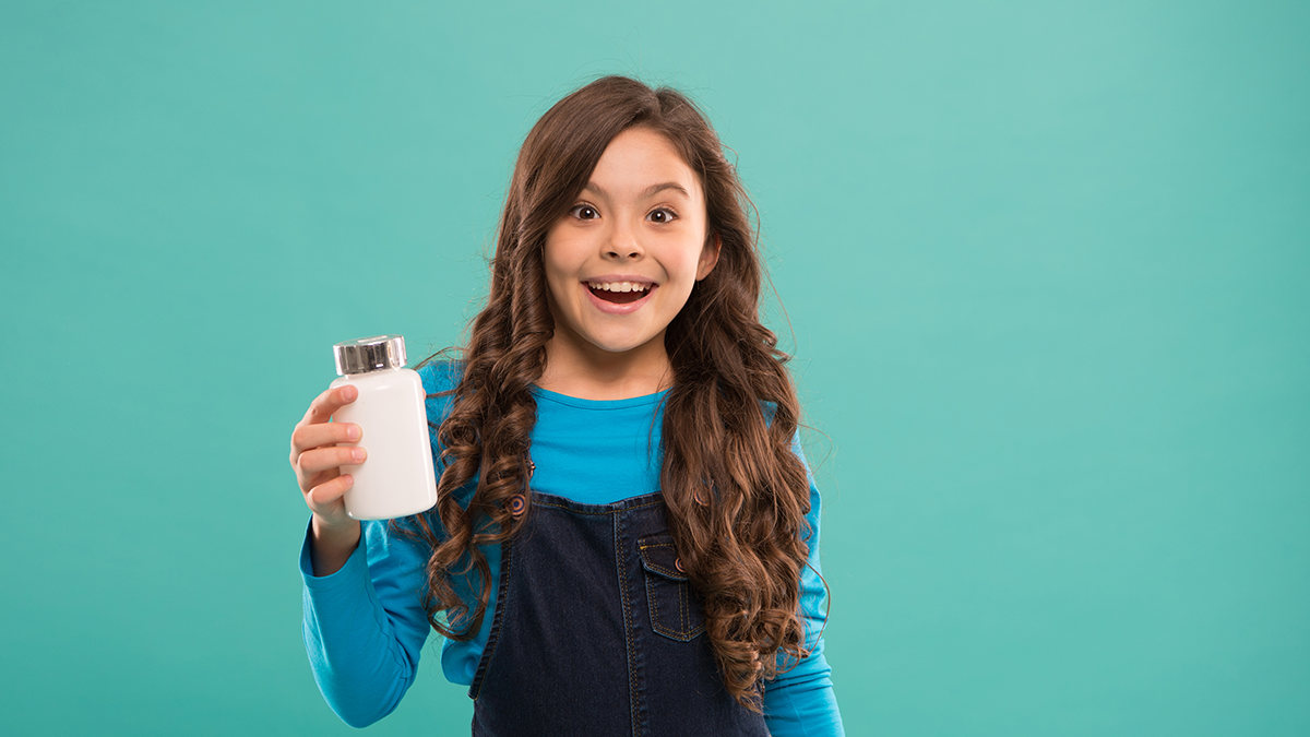 Was sagen Studien über Multivitamine für Kinder – besonders zu Eisen & Vitamin C?