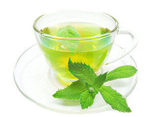 Grüner Tee in Glastasse Grüner Tee in Glastasse